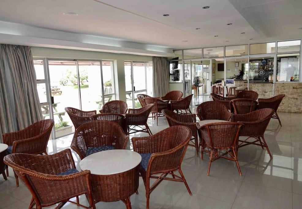 Whales & Waves Villa Hermanus Dış mekan fotoğraf